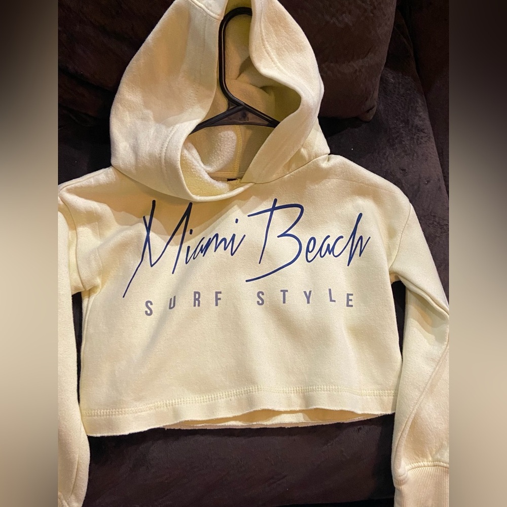 Miami Beach Surf shop Girls size large crop sweatshirt with hood